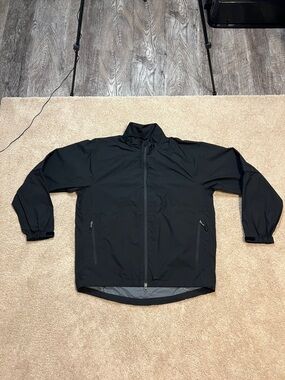 Men’s Zero Restriction Pellon Waterproof Golf Jacket Size Medium